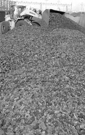 咸陽市人民政府推動煤炭產業轉型升級，賦能區域經濟高質量發展